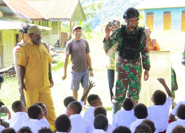 Homeyo Kondusif, Koops Habema Gelar Papua Pintar di Sekolah Lapangan Pogapa Intan Jaya